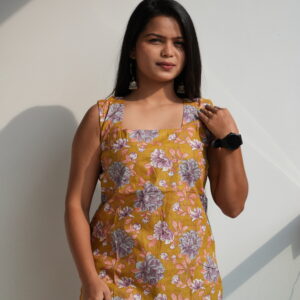 Women's Floral Printed Square Neck, Back Tie Sleevless Cotton Kurti